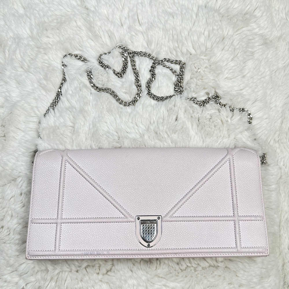 CHRISTIAN DIOR Grained Calfskin Leather Diorama Clutch Light Pink